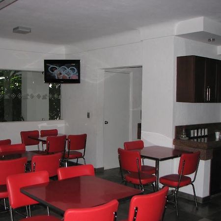 Hotel Y Suites Plaza Manzanillo Luaran gambar